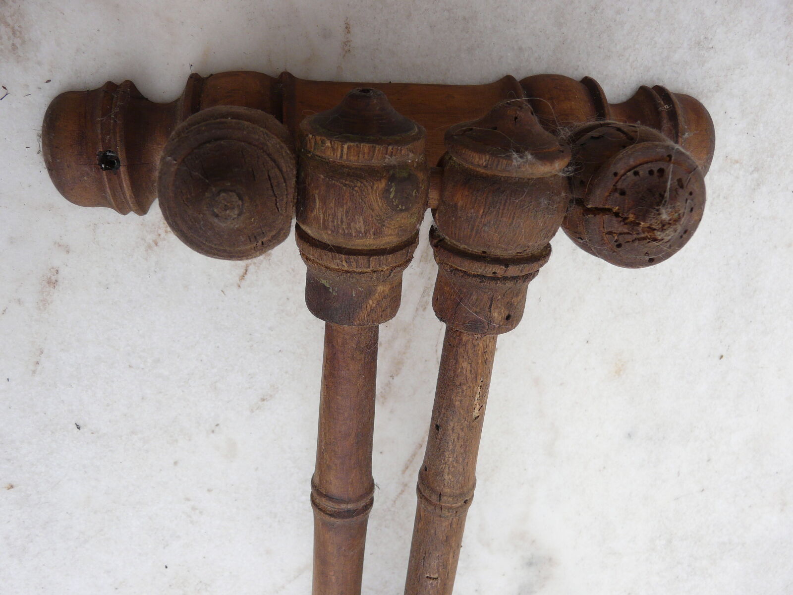 Old wooden towel rack bamboo style 2 arms