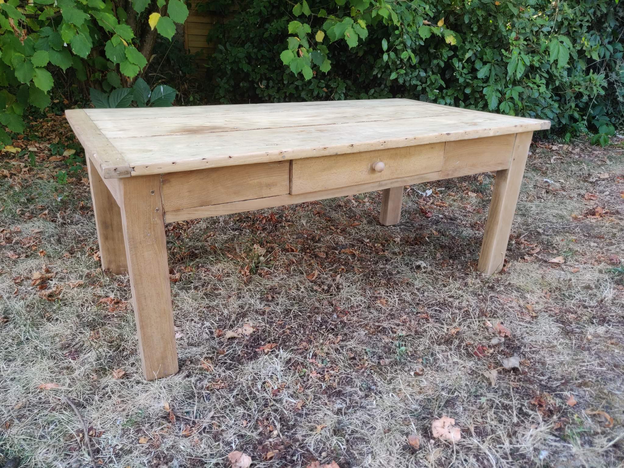 Old country coffee table