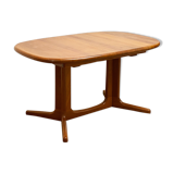 Extendable mid century oval teak dining table by Glostrup, 1960s
