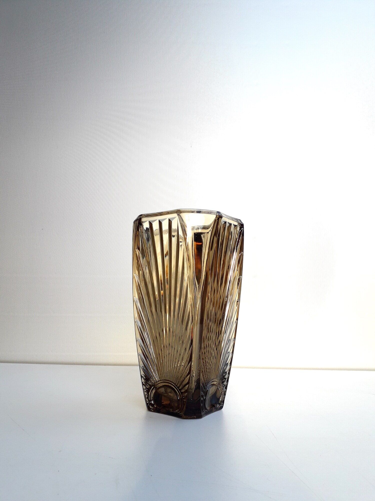 Old Art Deco vase - Smoked cut glass - France 1940