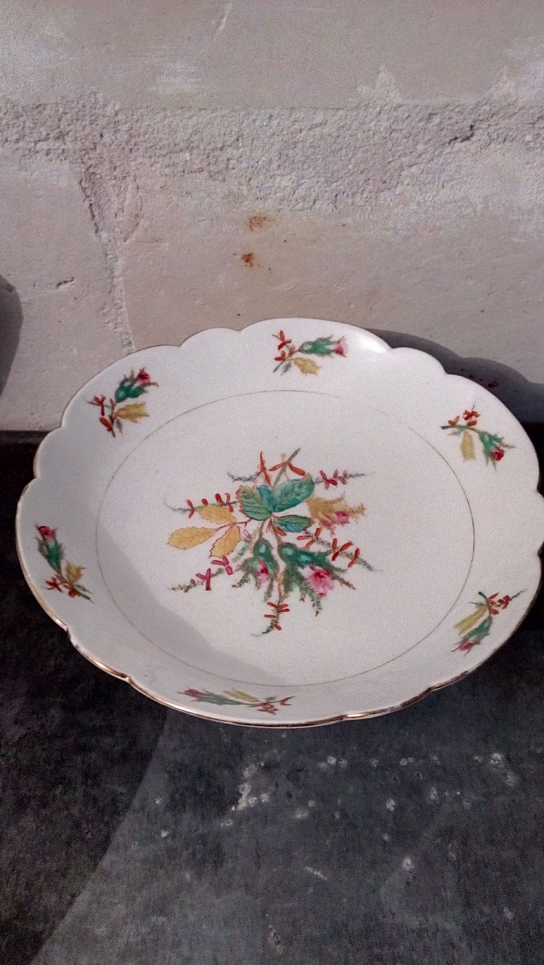 White porcelain &  flowers compotier