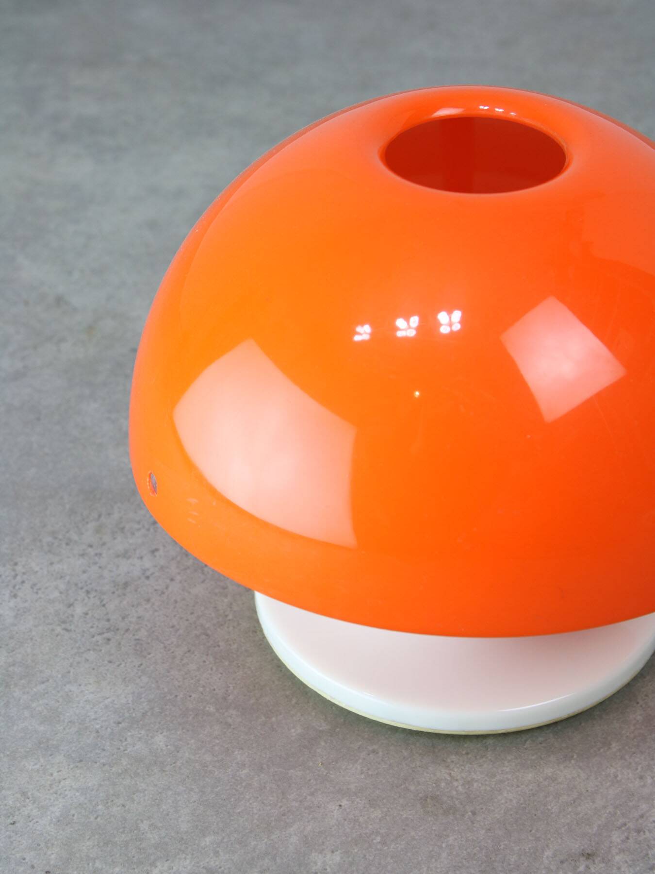 Space Age "Nule" Mushroom Table Lamp by Luigi Massoni for Guzzini, 1970s
