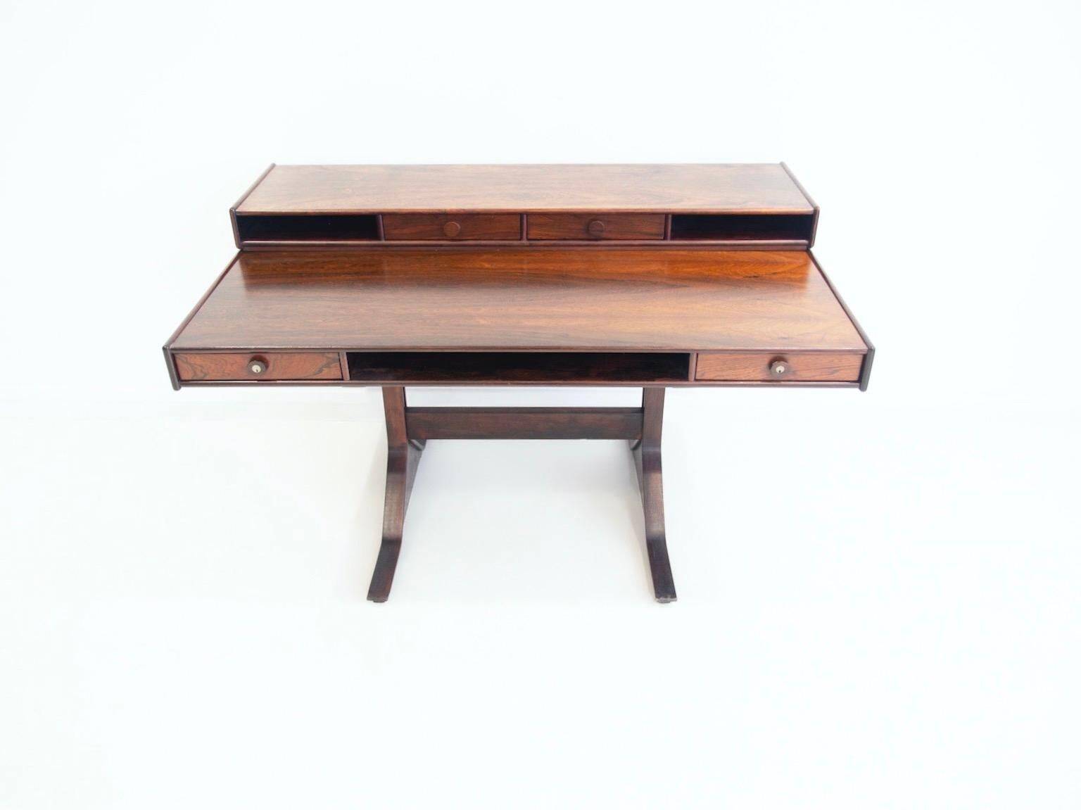 Modern mid-century wooden desk by Gianfranco Frattini for Bernini