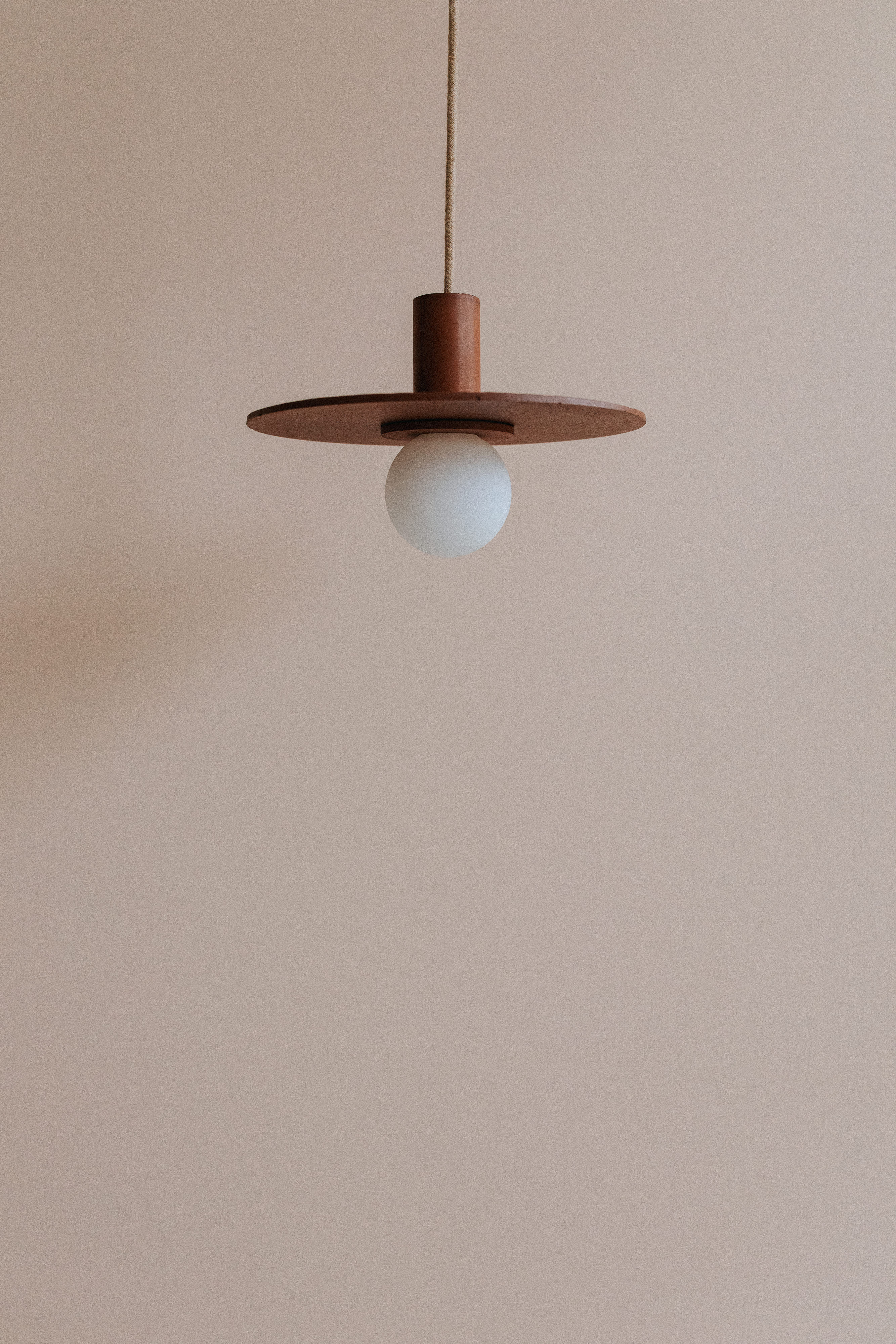 Suspension AMA.30 - chestnut - Zuri objects