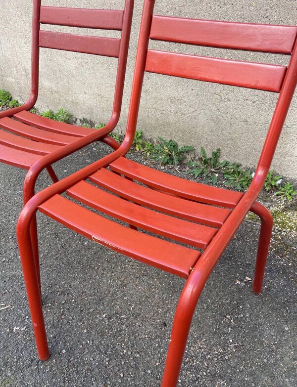 2 chaises style Tolix en métal rouge, France 1950