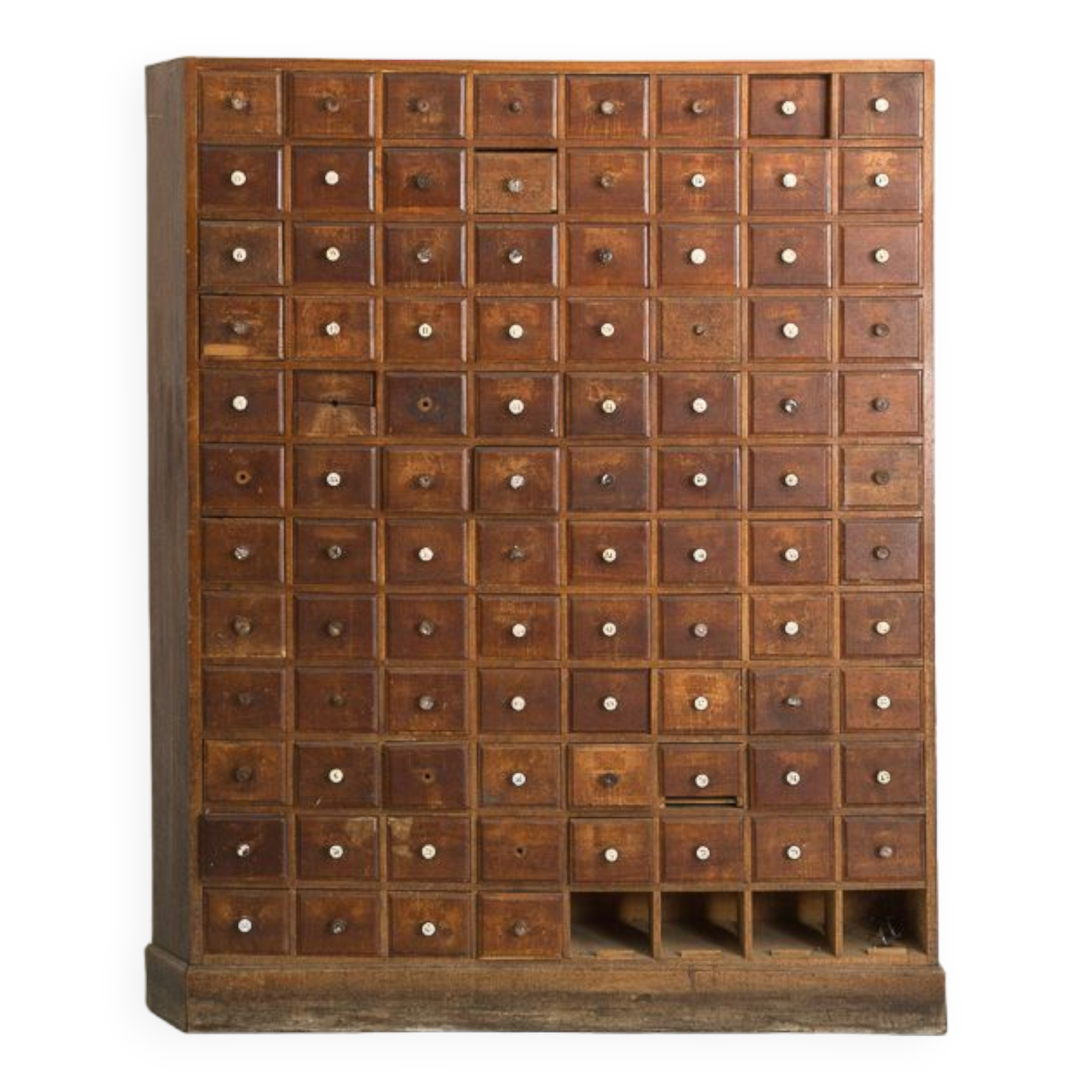 Trade cabinet with 96 drawers