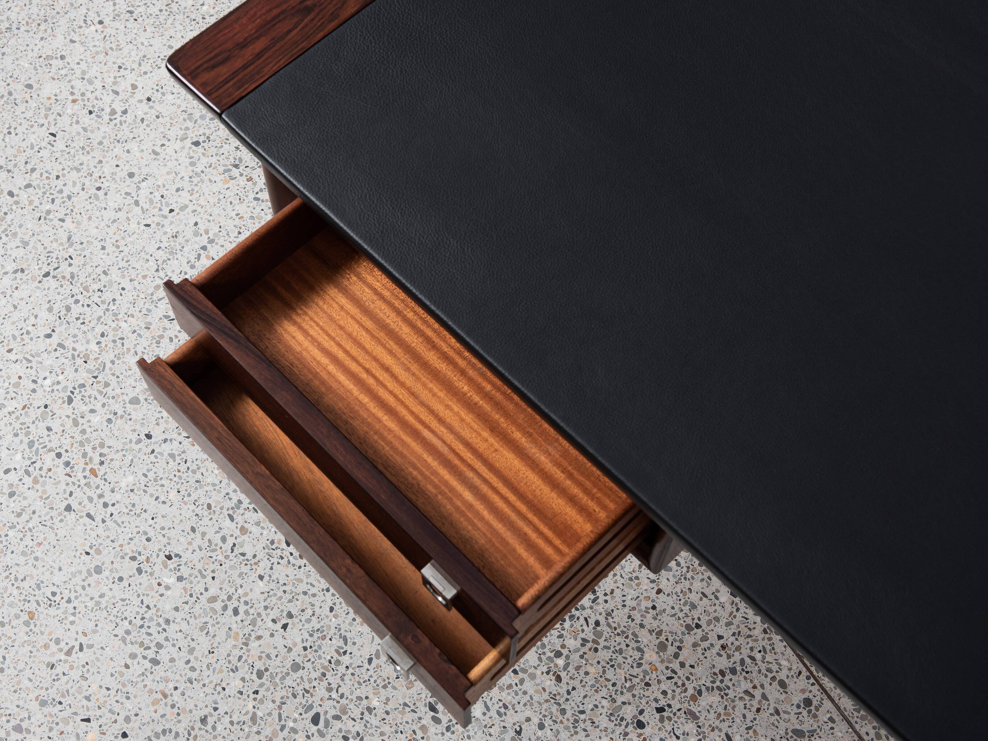 Midcentury Danish XL desk in rosewood and leather by Arne Vodder for Sibast