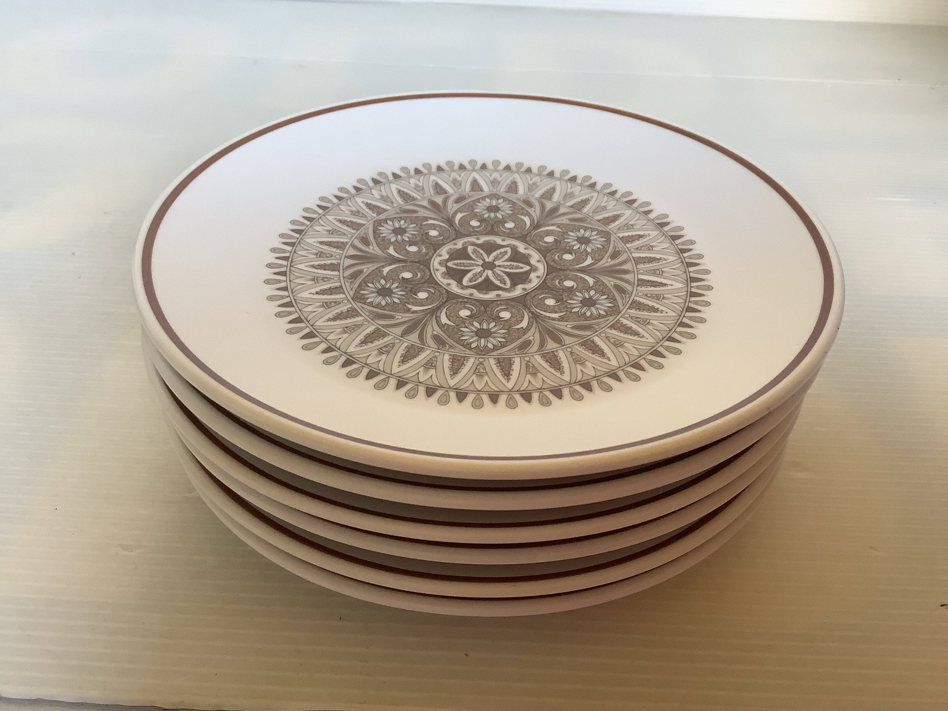 Six small dessert plates Noritake Japan