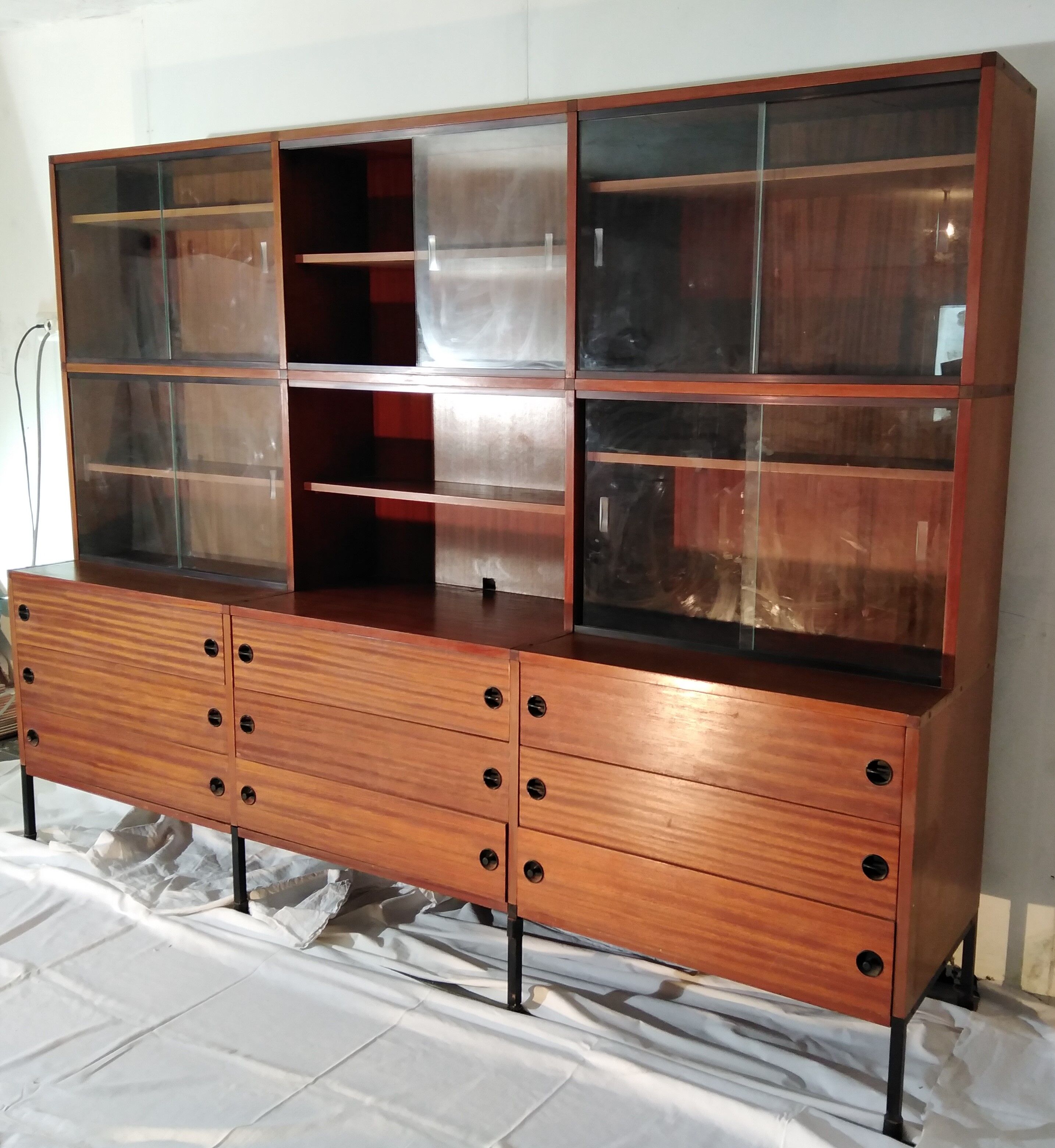 Living mahogany from the 60s/70s