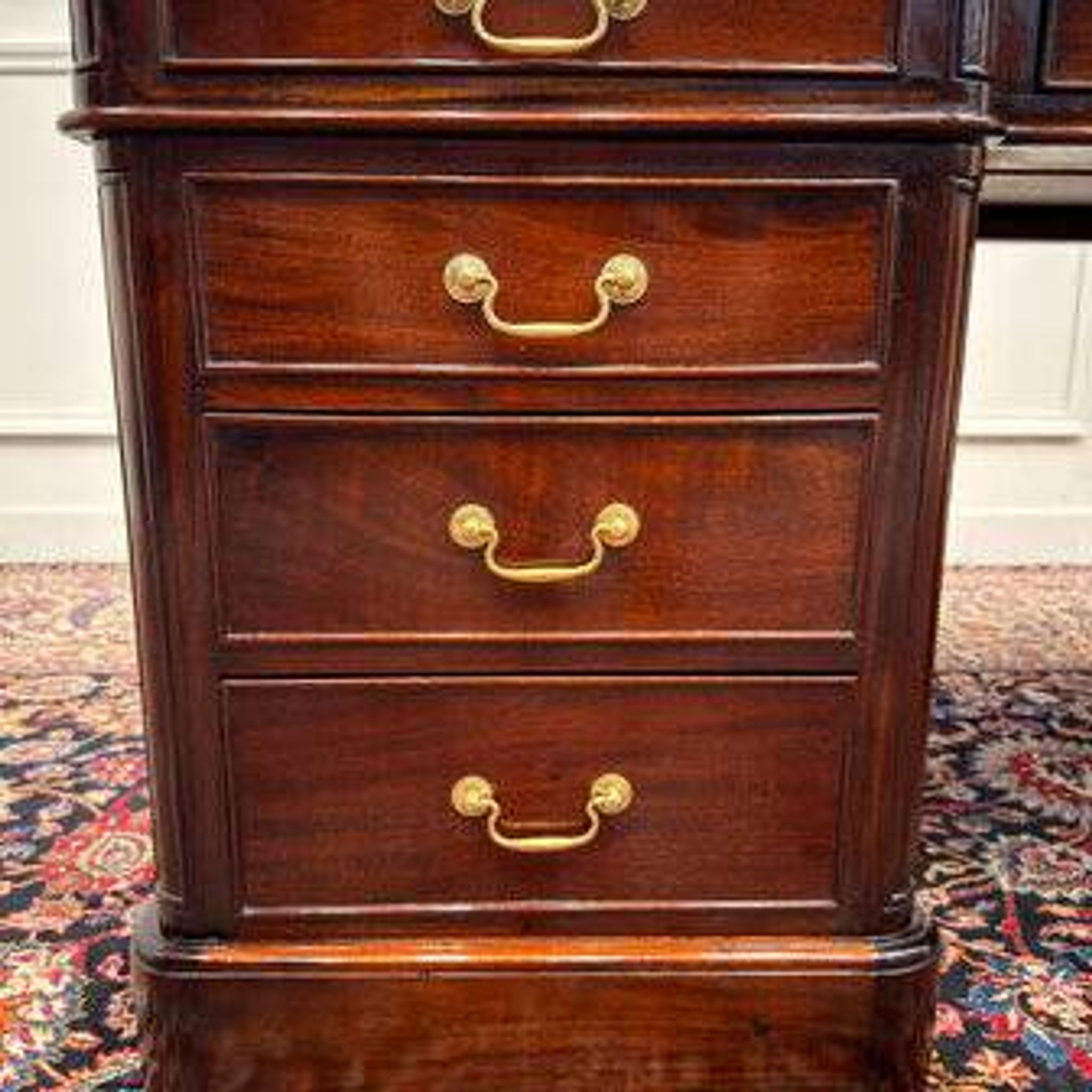 Bureau partenaire anglais classique en cuir vert