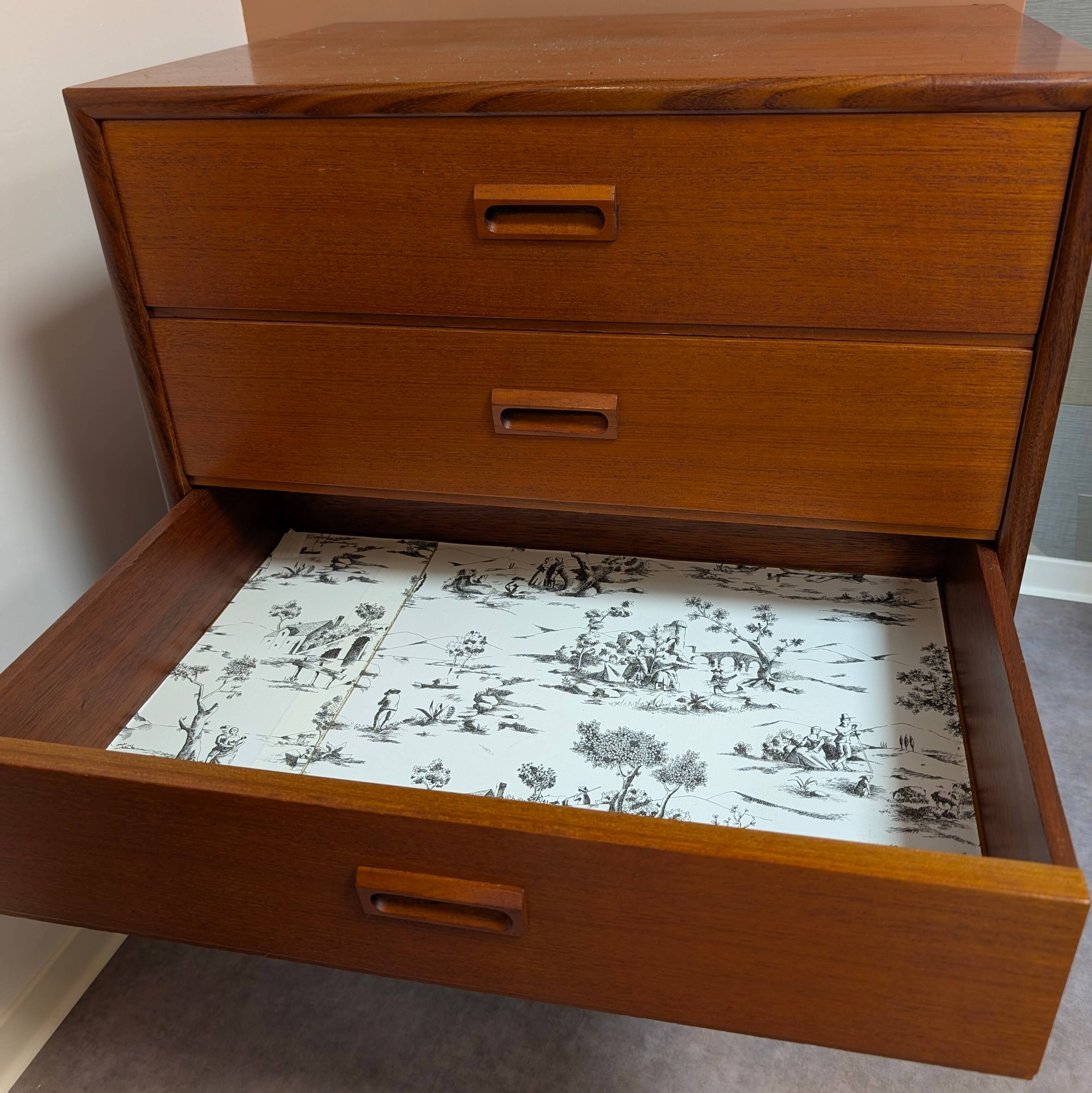 Commode Scandinave en Teck