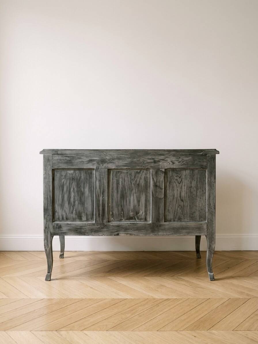 Louis XV commode in grey cerused wood
