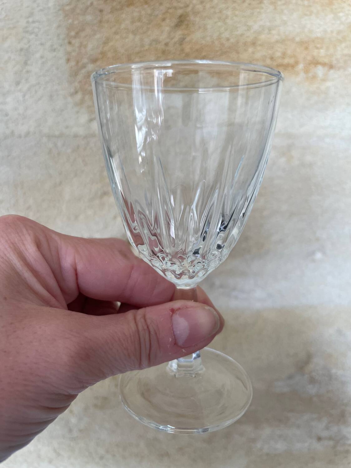 6 white wine glasses with fluted stems, made in France