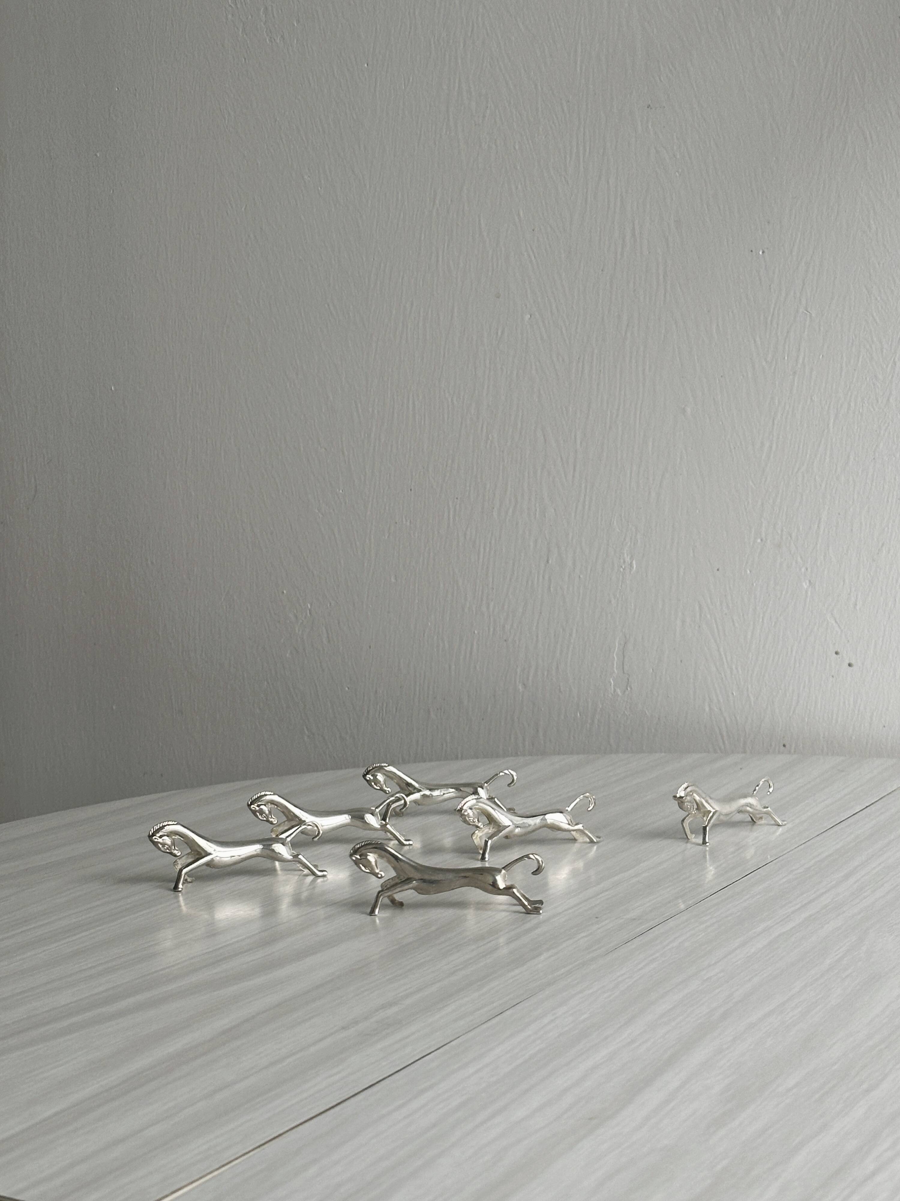 6 silver metal horse knife holders