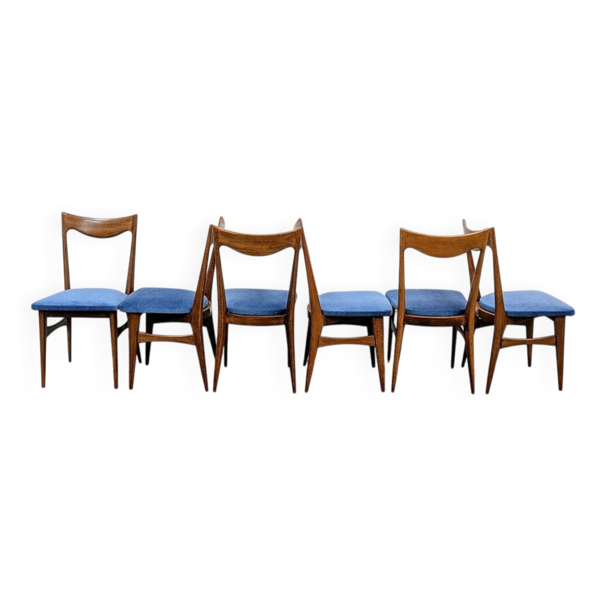 Set of 6 Scandinavian chairs in oak and blue fabric.