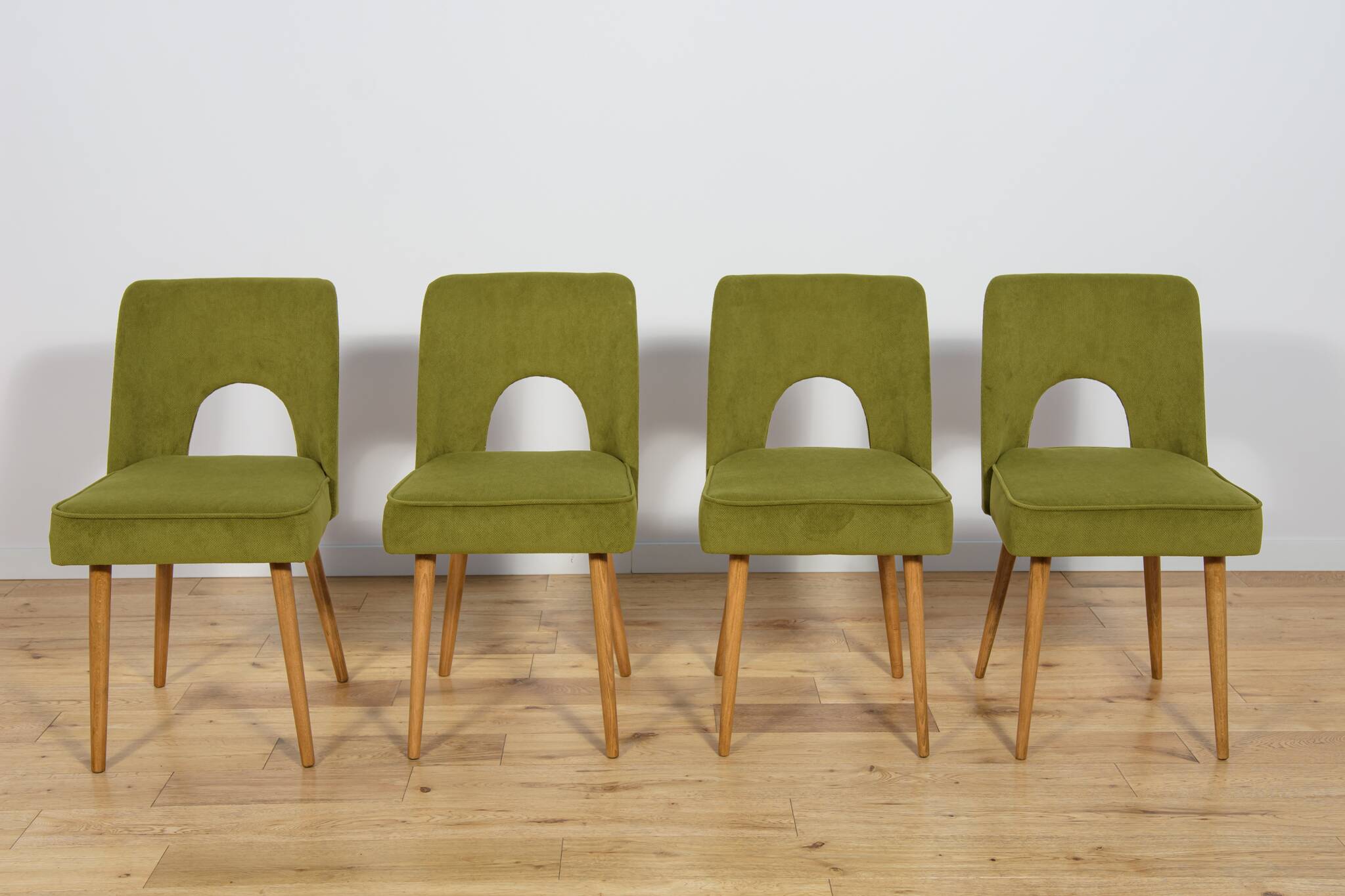 Shell Chairs from Bydgoszcz Furniture Factory, Poland, 1960s, Set of 4