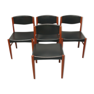 Set of 4 danish dining chairs in teak