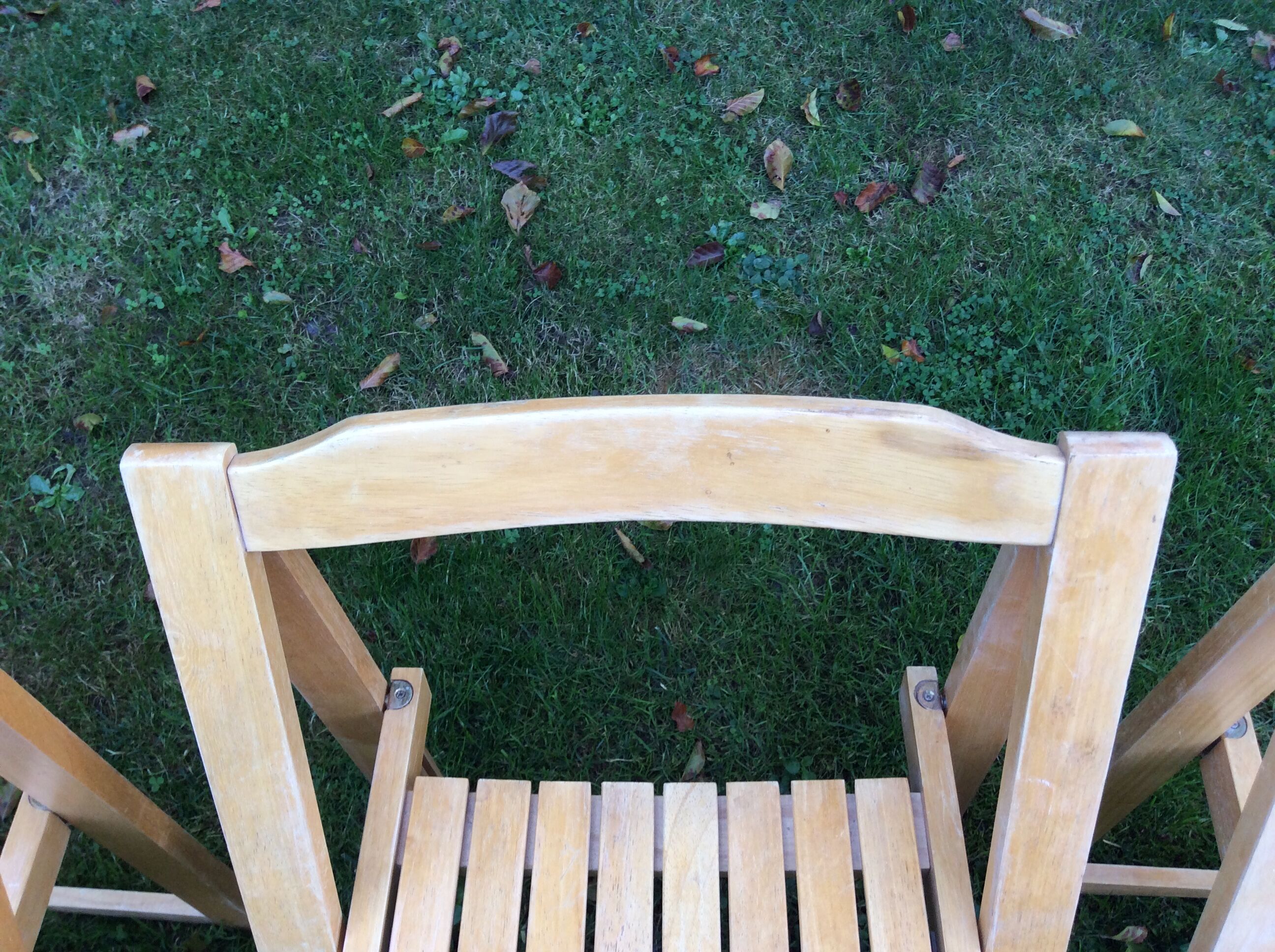 Series of 4 folding chairs