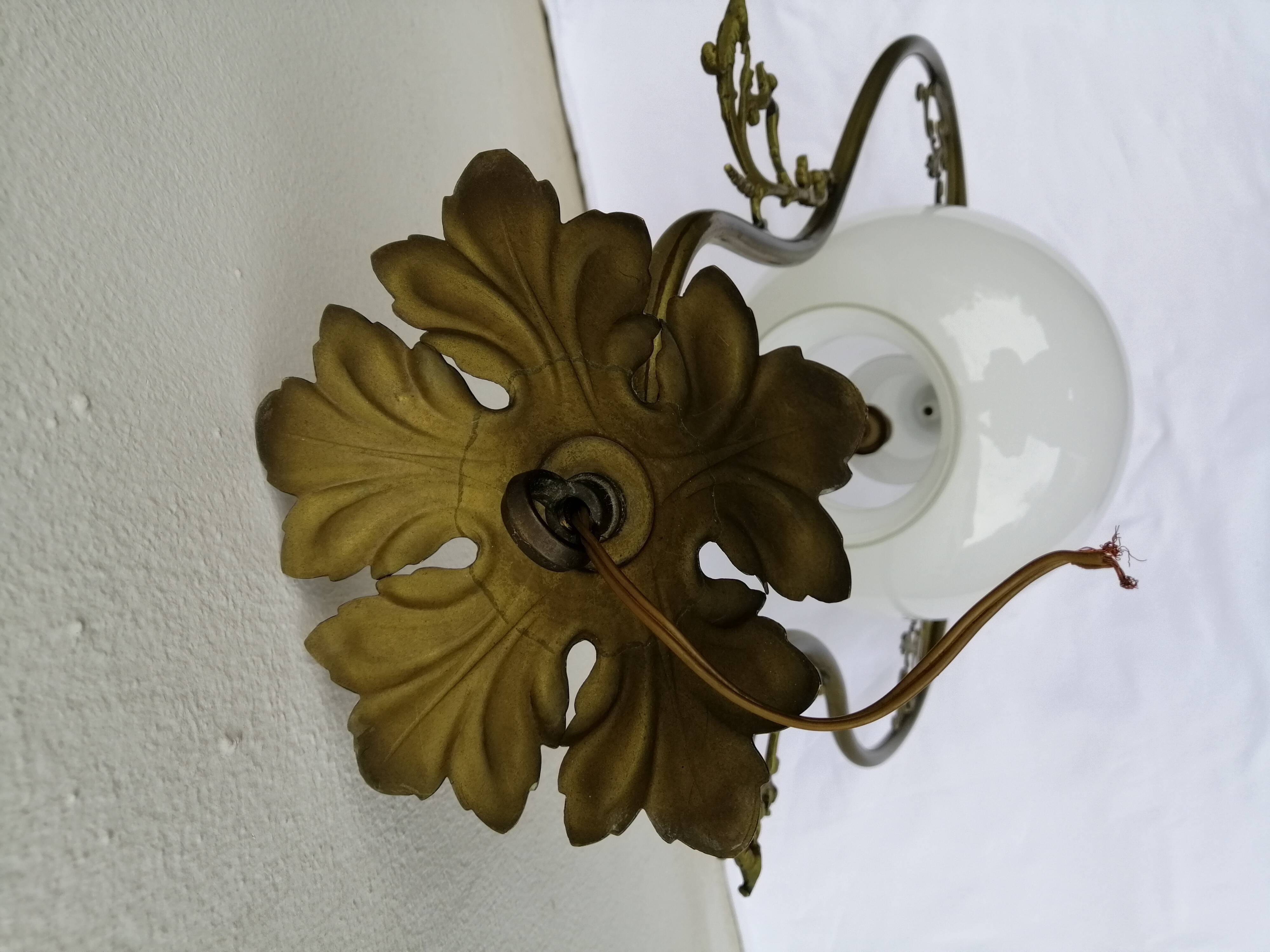 Lyre opaline hanging lamp