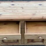 Buffet commode de type parisien rénové en bois massif brut avec 2 portes
