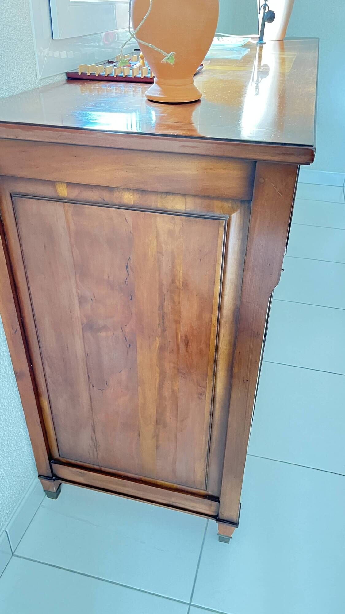 Buffet enfilade in Directoire style, made of cherry wood.
