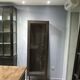 Vitrine colonne a une porte