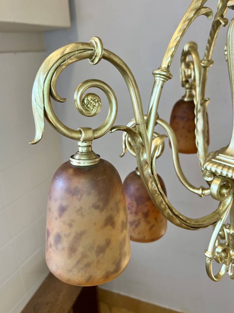 Art Deco tulip chandelier Daum