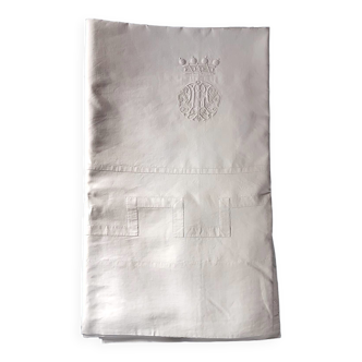 drap de château à couronne de baron 2m60 x 3m80 monogrammé "LT"