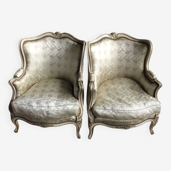 Deux fauteuils de style Louis XV