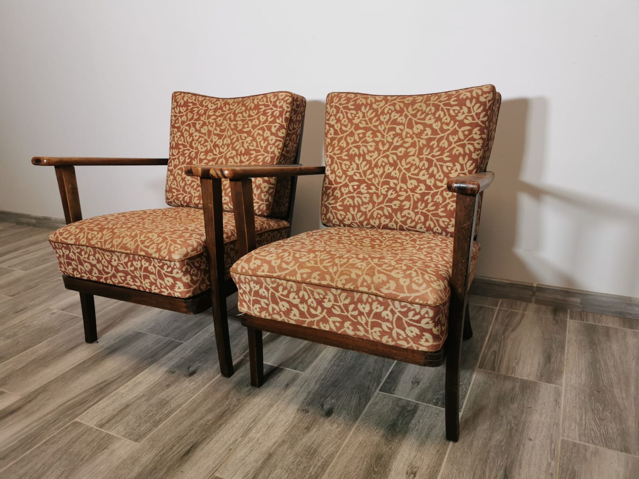 Pair of Thonet armchairs