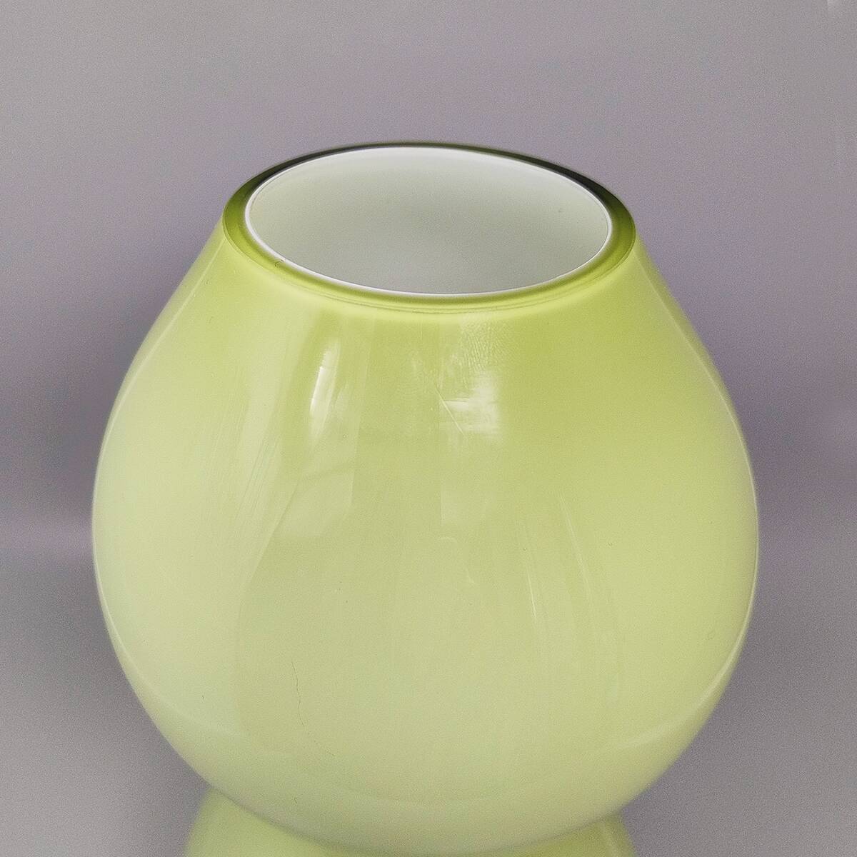 1970s Astonishing Space Age Green Vase in Murano Glass. Made in Italy
