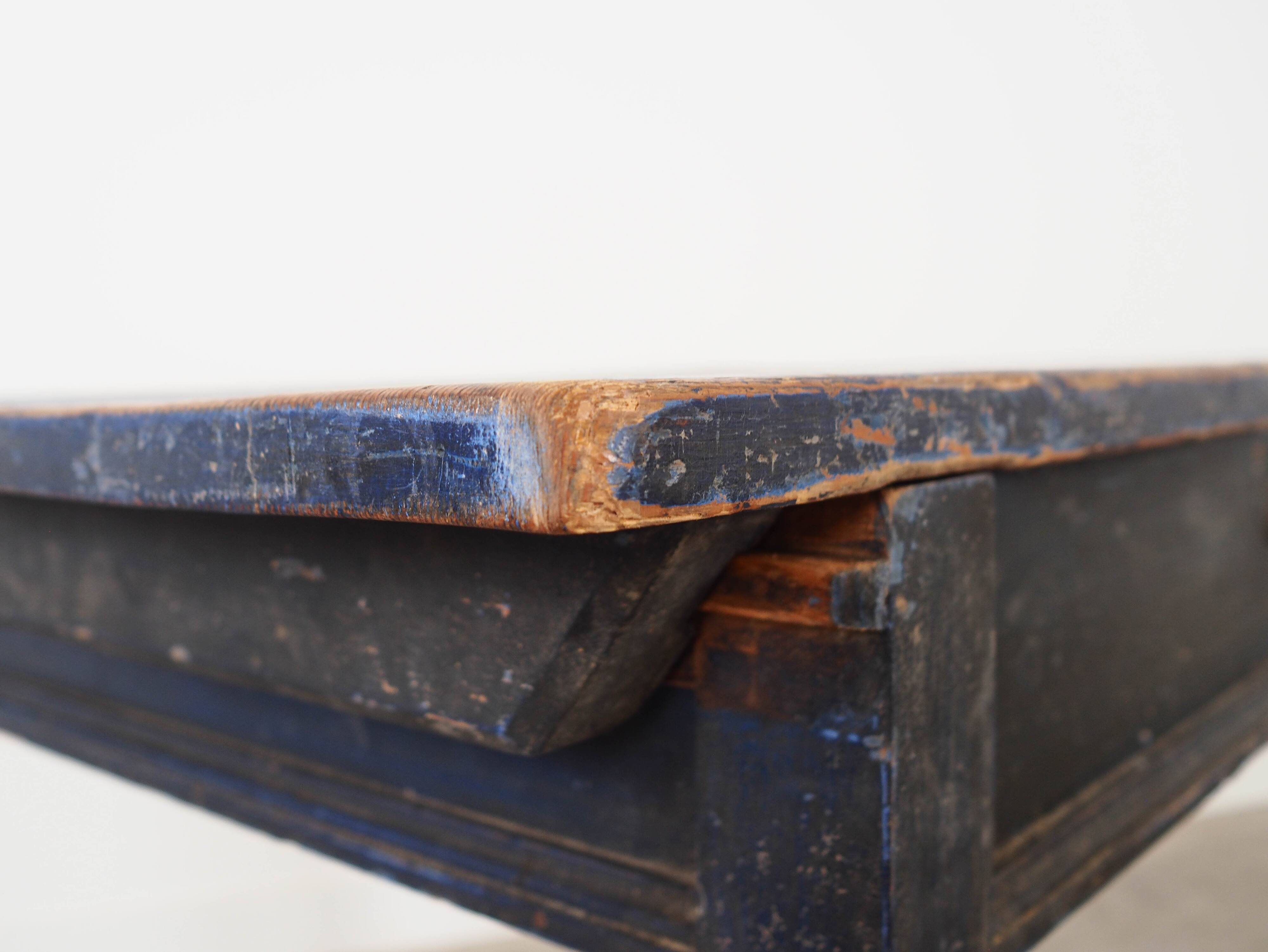 Table en pin, design danois, années 1940, fabriquée au Danemark