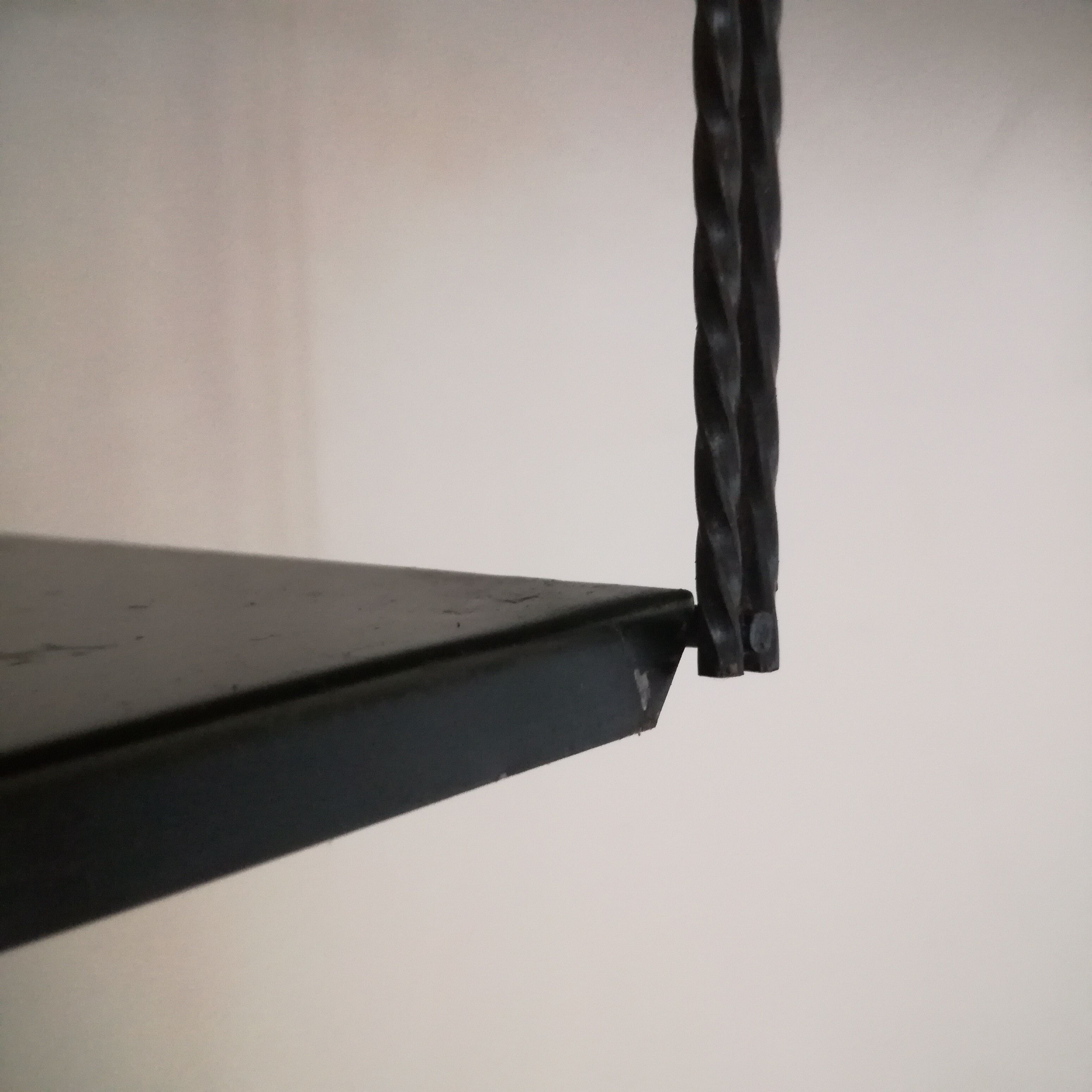 String shelf from the 1960s