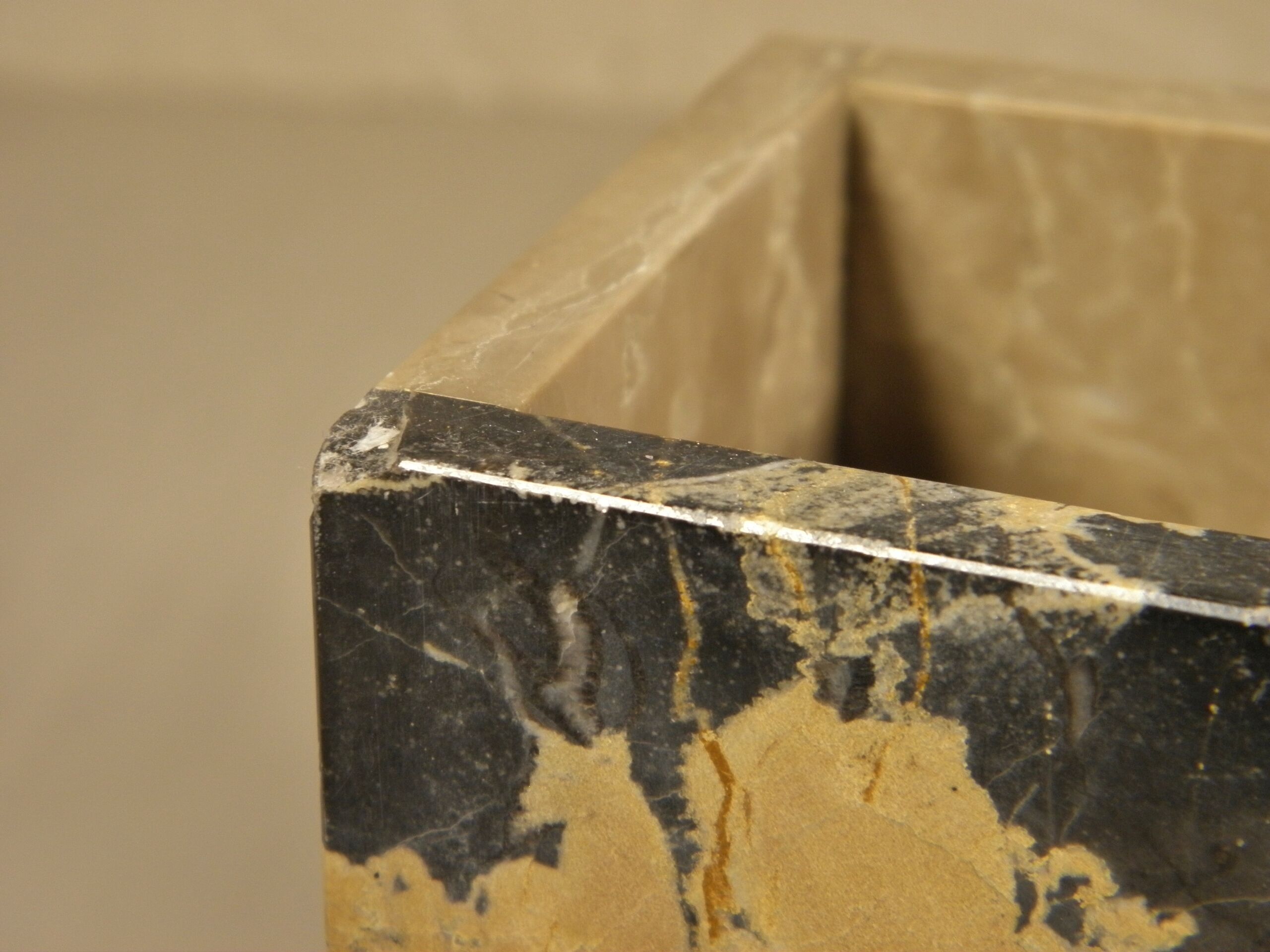 Marble bookends 12 x 7 cm