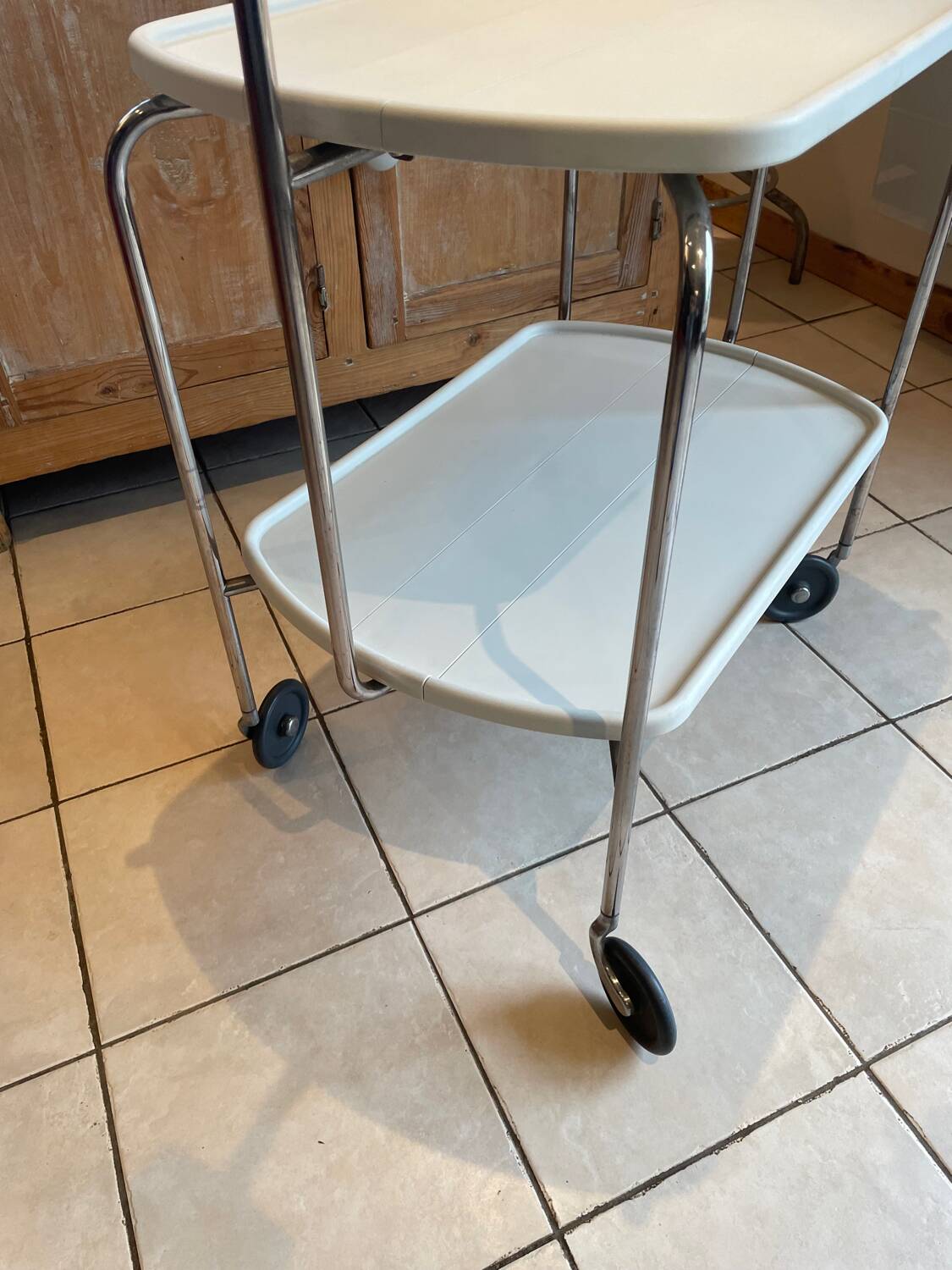 Transit folding serving table design David Mellor ed Magis