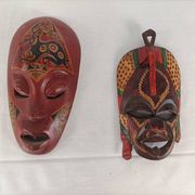 Set of decorative African Indonesian tribal masks Z015