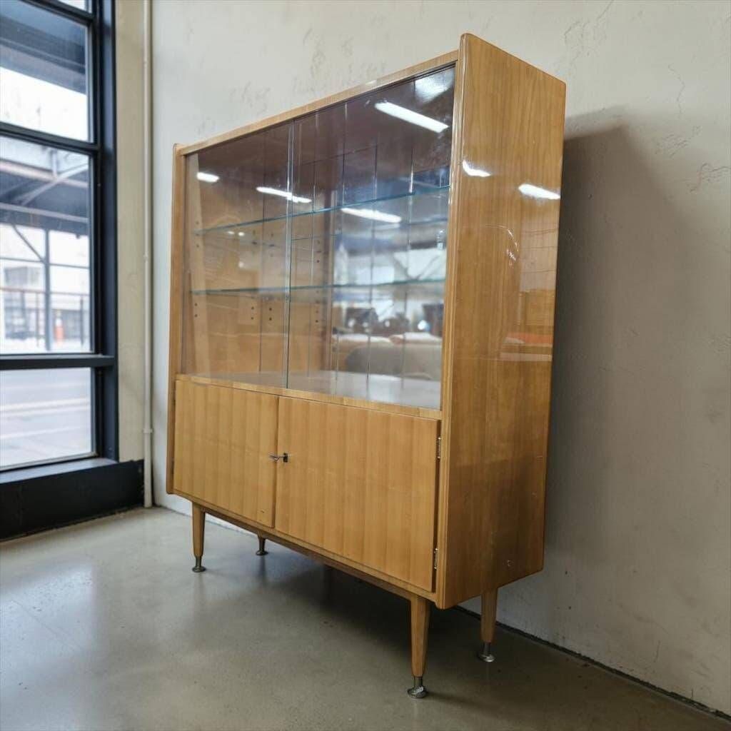 Vintage wooden display cabinet / multi-level display / bar furniture