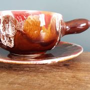 Cup, saucer, breakfast, Vallauris in flame-patterned ceramic.