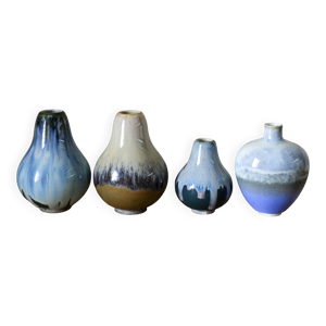 Ensemble de 4 vases en