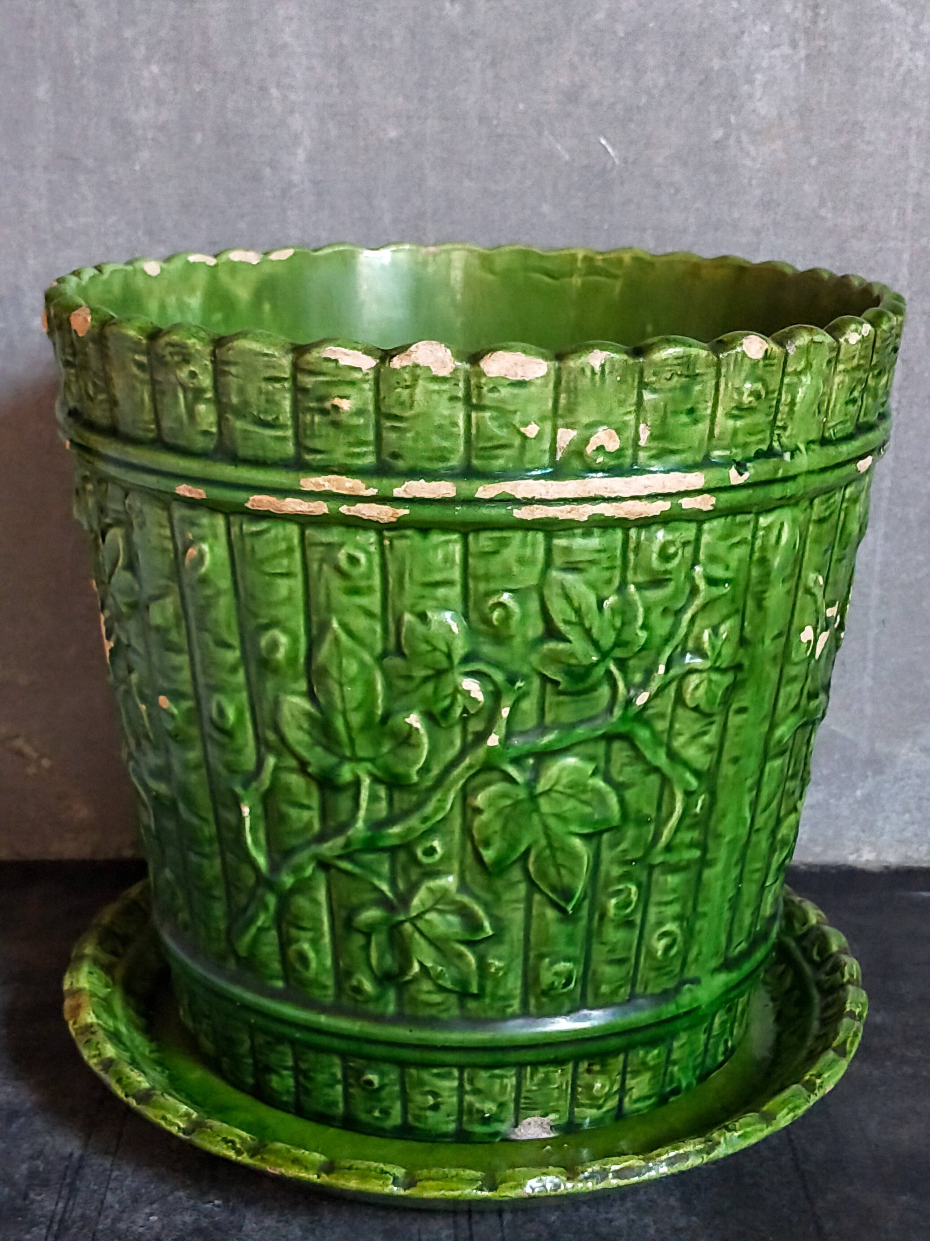 Flower pot and saucer in slip by G. De Bruyn 19th century