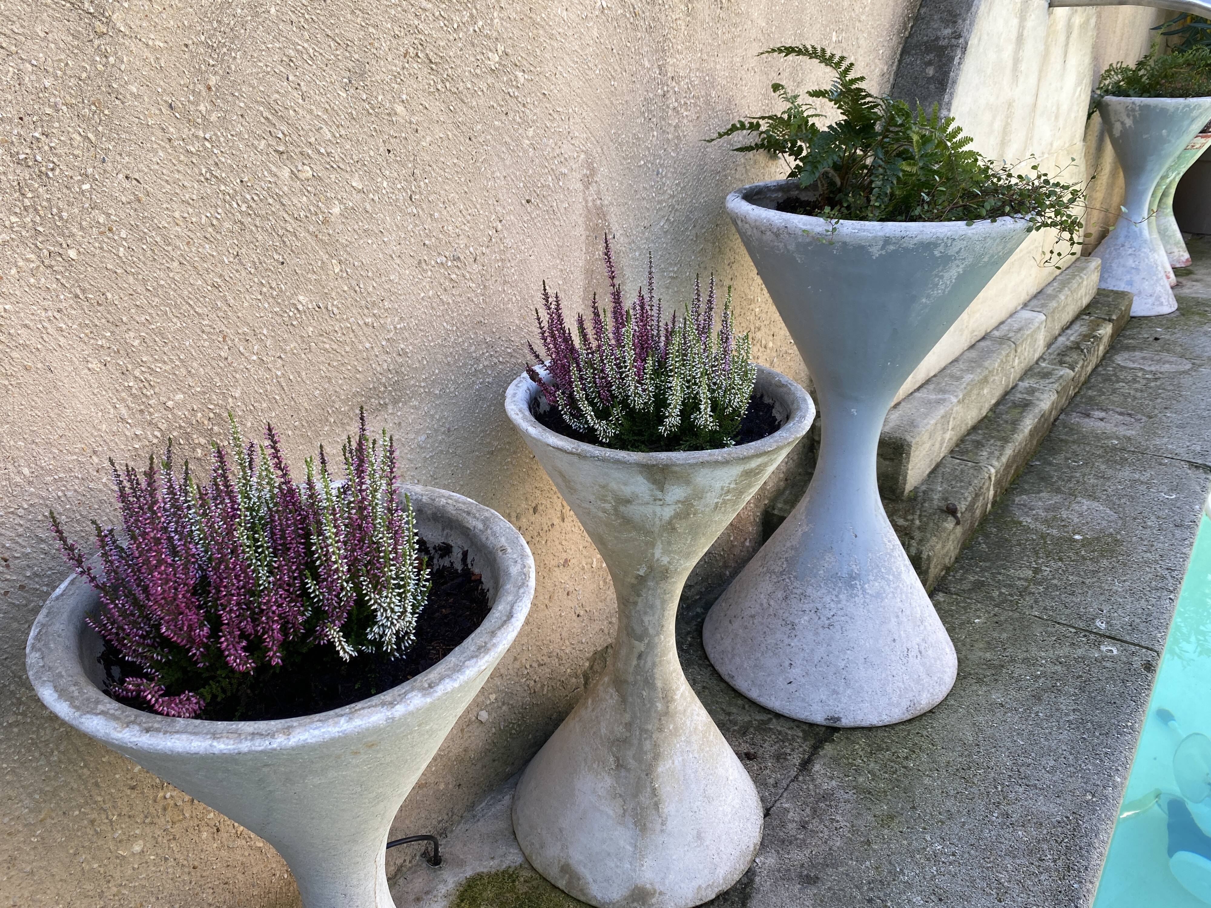 Pair of Anton Bee design planters assisted by Willy Guhl