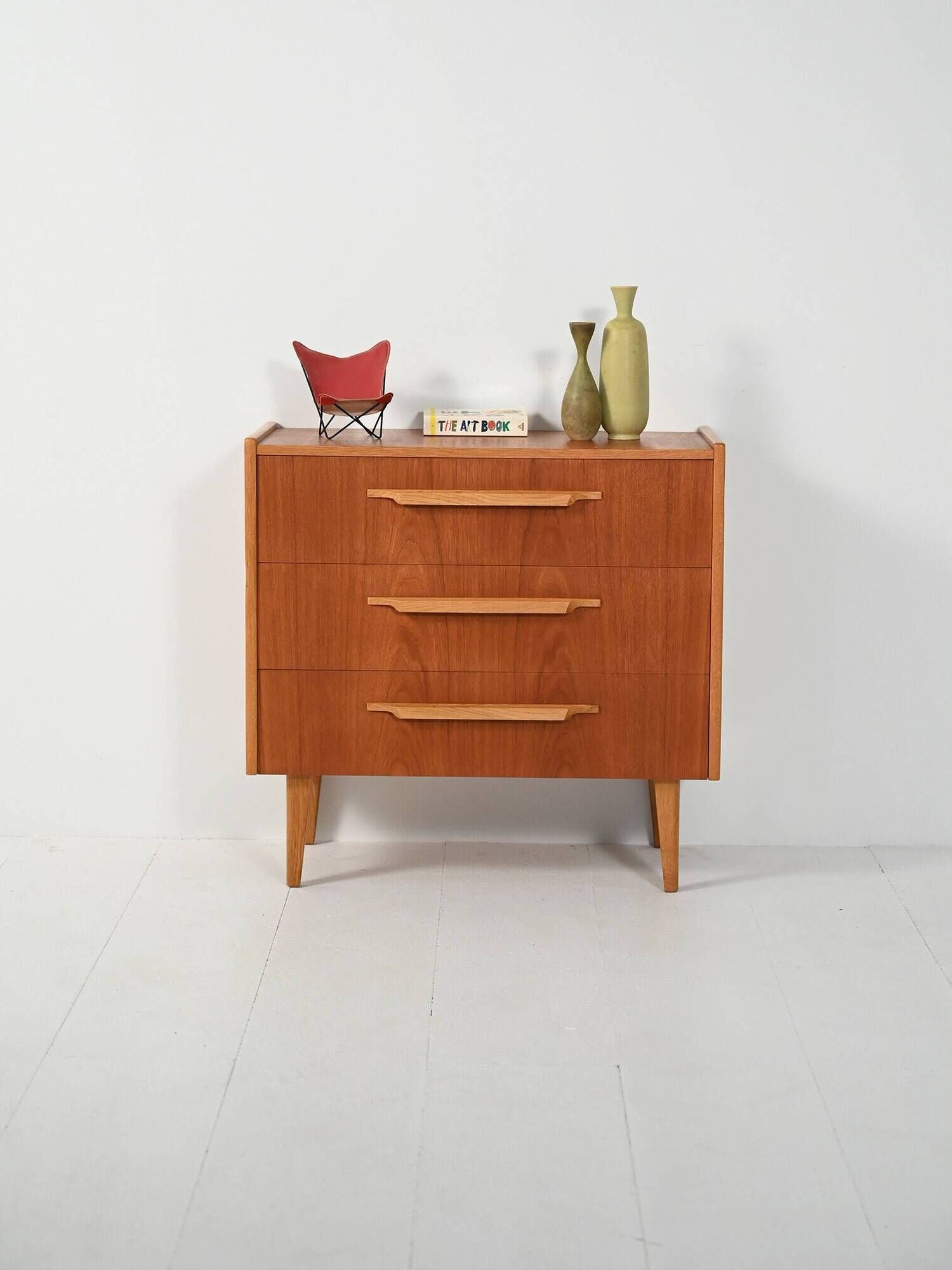 Scandinavian chest of drawers ’50s–’60s in teak and oak