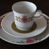 4 cups and dessert plates with vintage flower