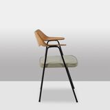 Robin Day. Thermoformed wooden office chair. Airborne circa 1950-60