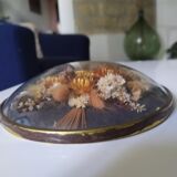 Curved oval frame of