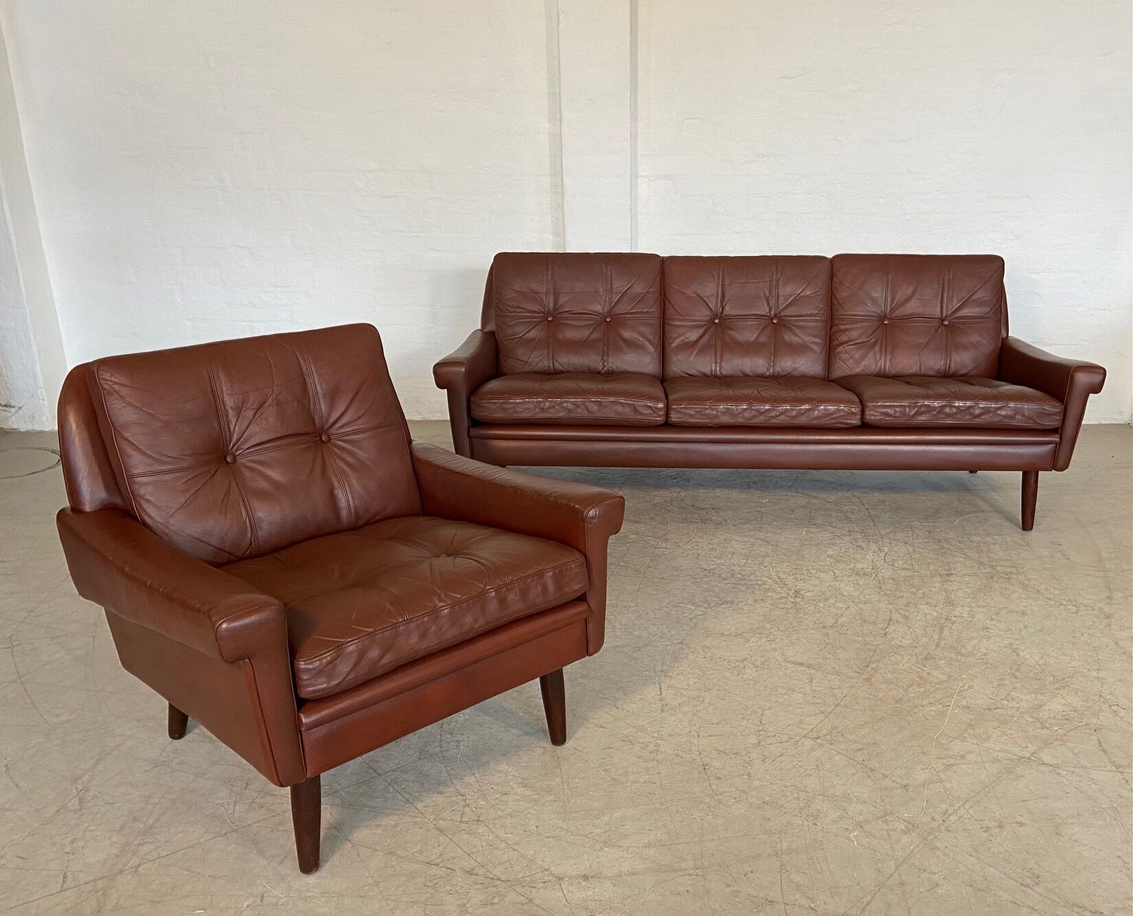 Danish mid-century Svend Skipper cognac 3 person sofa & lounge chair 1960s