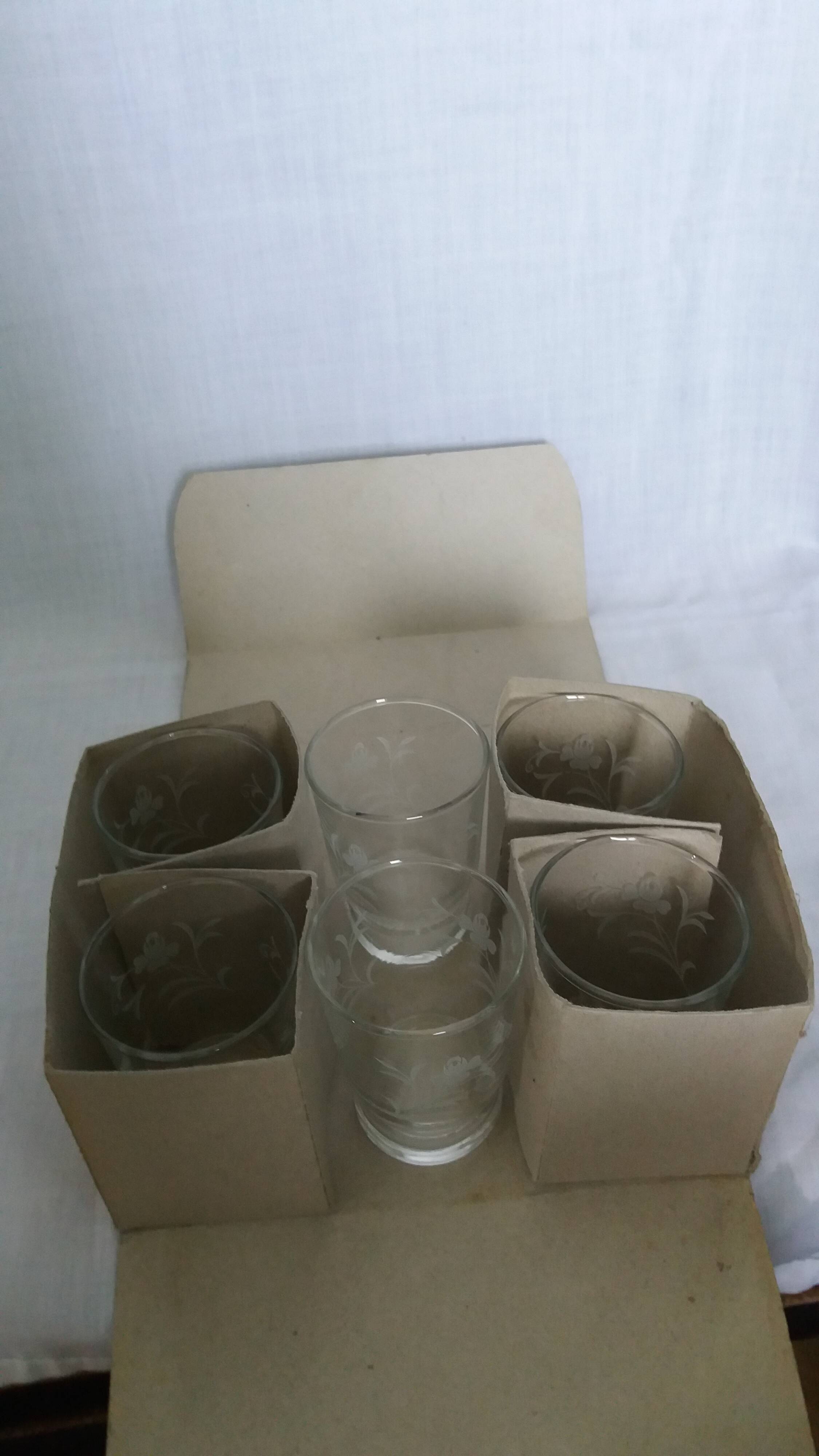 6 antique digestif glasses, floral pattern