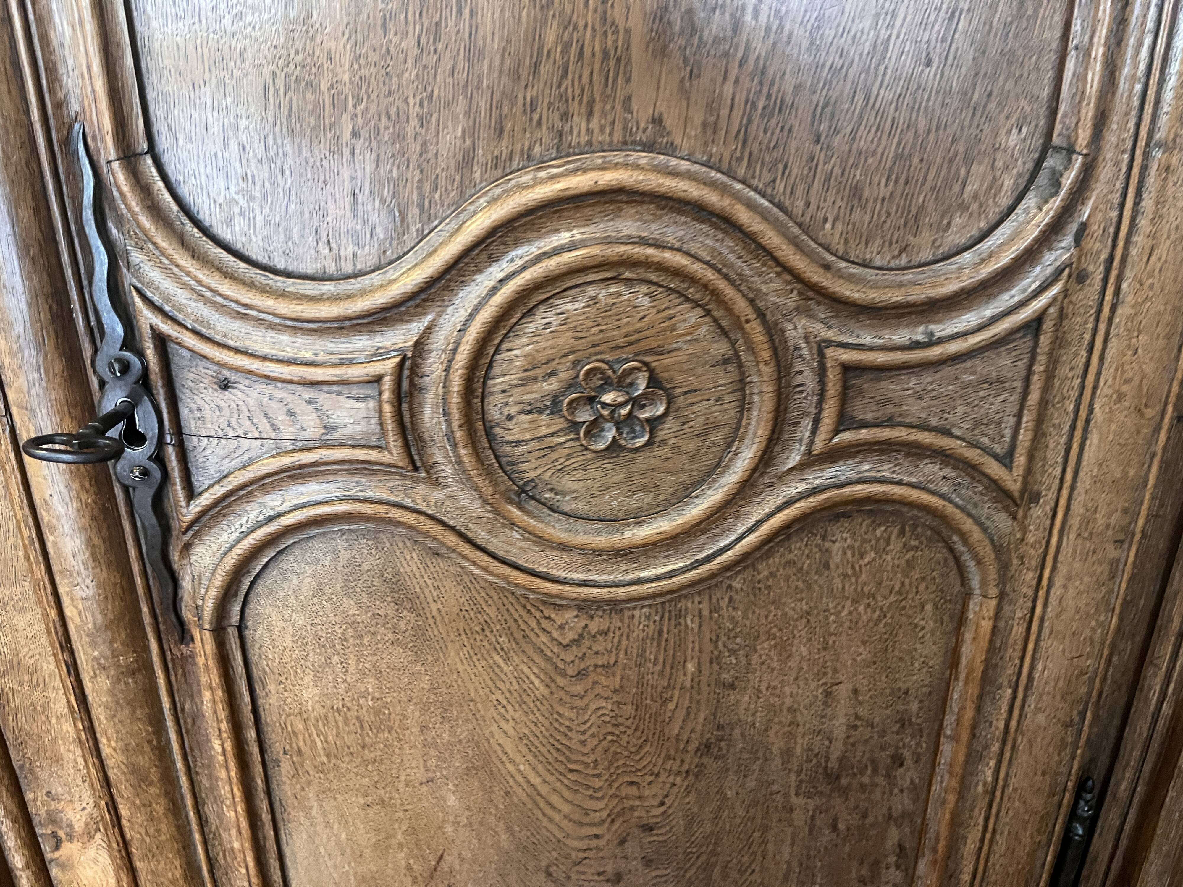 antique oak wardrobe