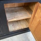 3-door skated buffet