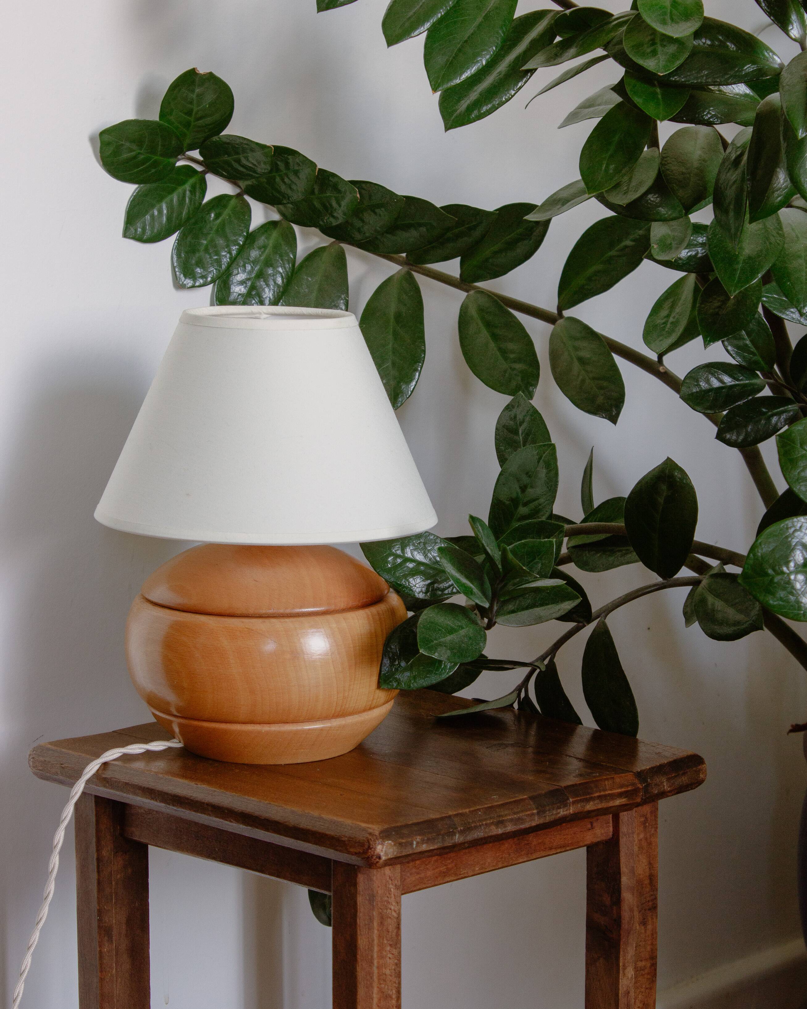 Blond wood lamp base, 70s